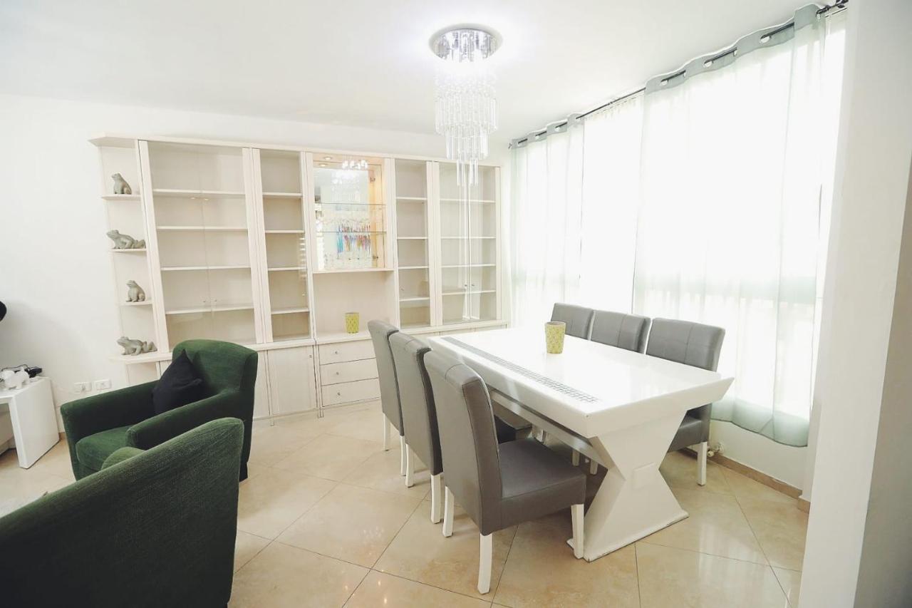 Art Apartment In Mamila - Parking Best Location 2 Jeruzalem Buitenkant foto